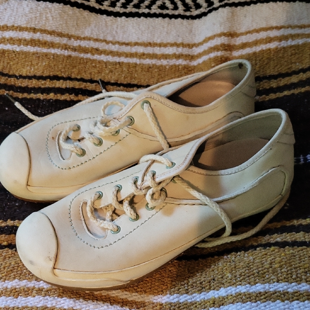 Patagonia Women's Cream Sneakers